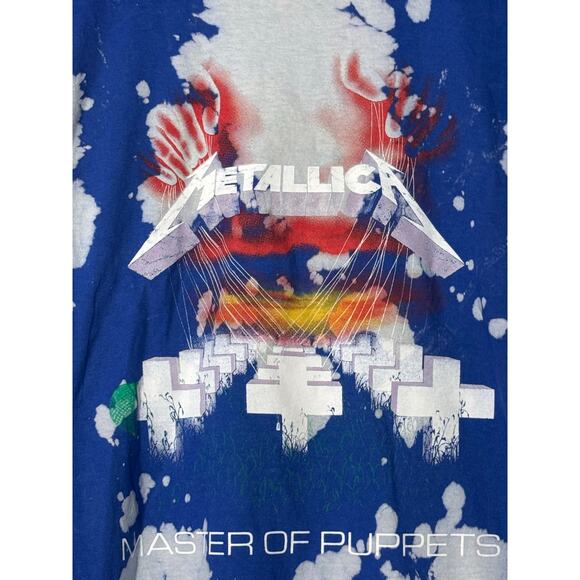 METALLICA Master of Puppets Graphic Band Tee Tie Dye Blue White Mens Medium - Picture 3 of 4